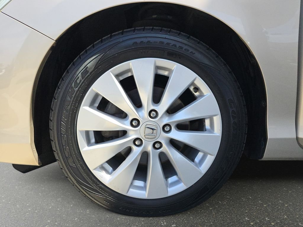 Used 2015  Honda EX-L image 34