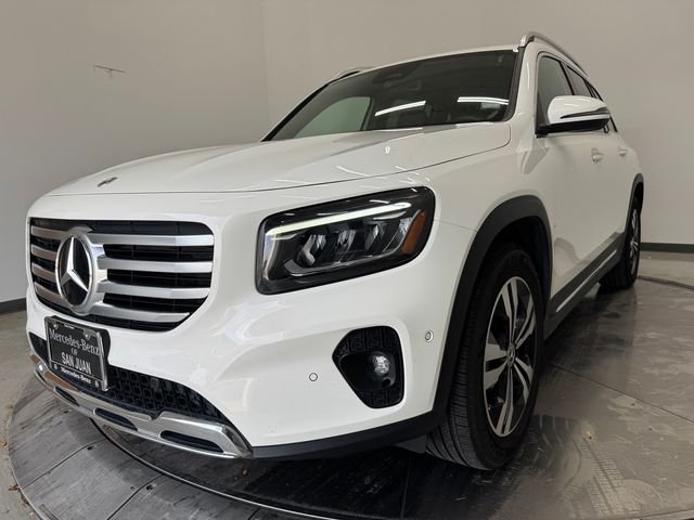 Certified Used 2024 Polar White Mercedes-Benz GLB 250 image 29