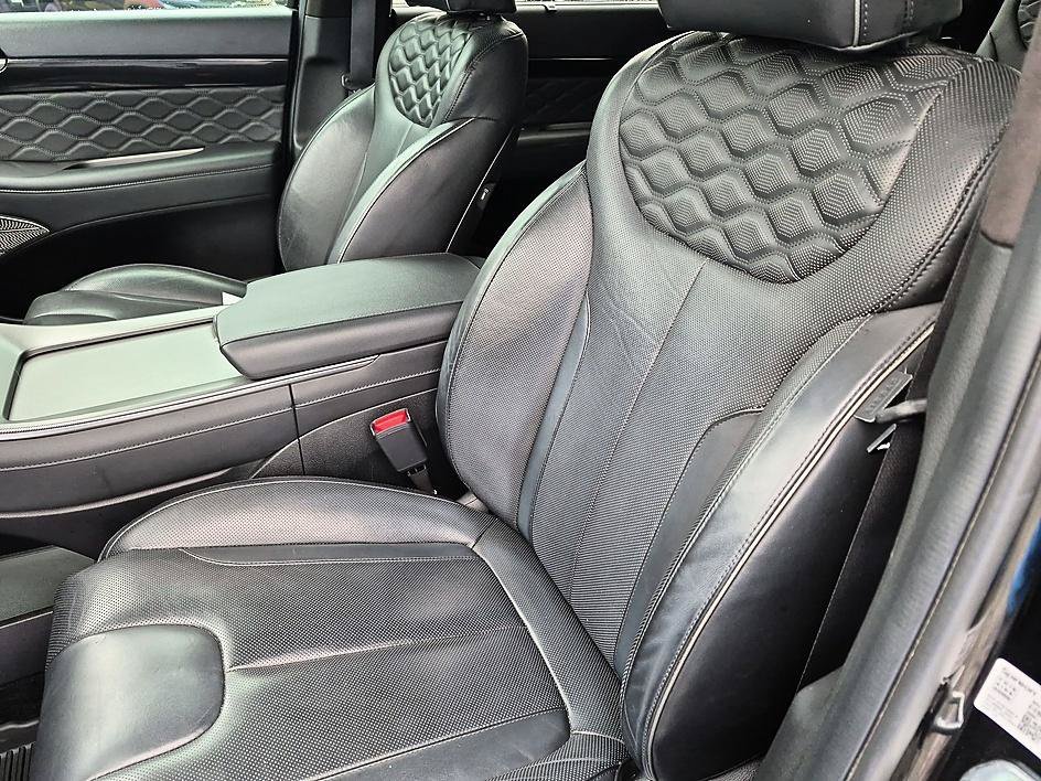 Used 2022 Abyss Black Pearl Hyundai Calligraphy image 14