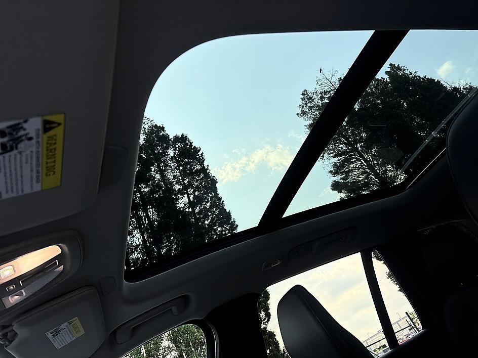 Used 2023 Silver Dawn Metallic Volvo Core image 20