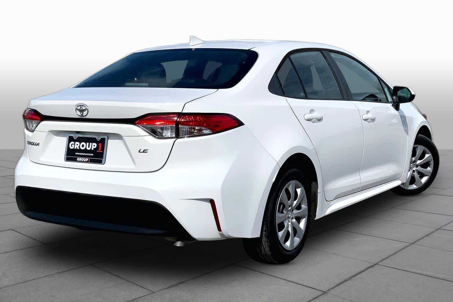 Used 2024 Ice Cap Toyota LE image 13