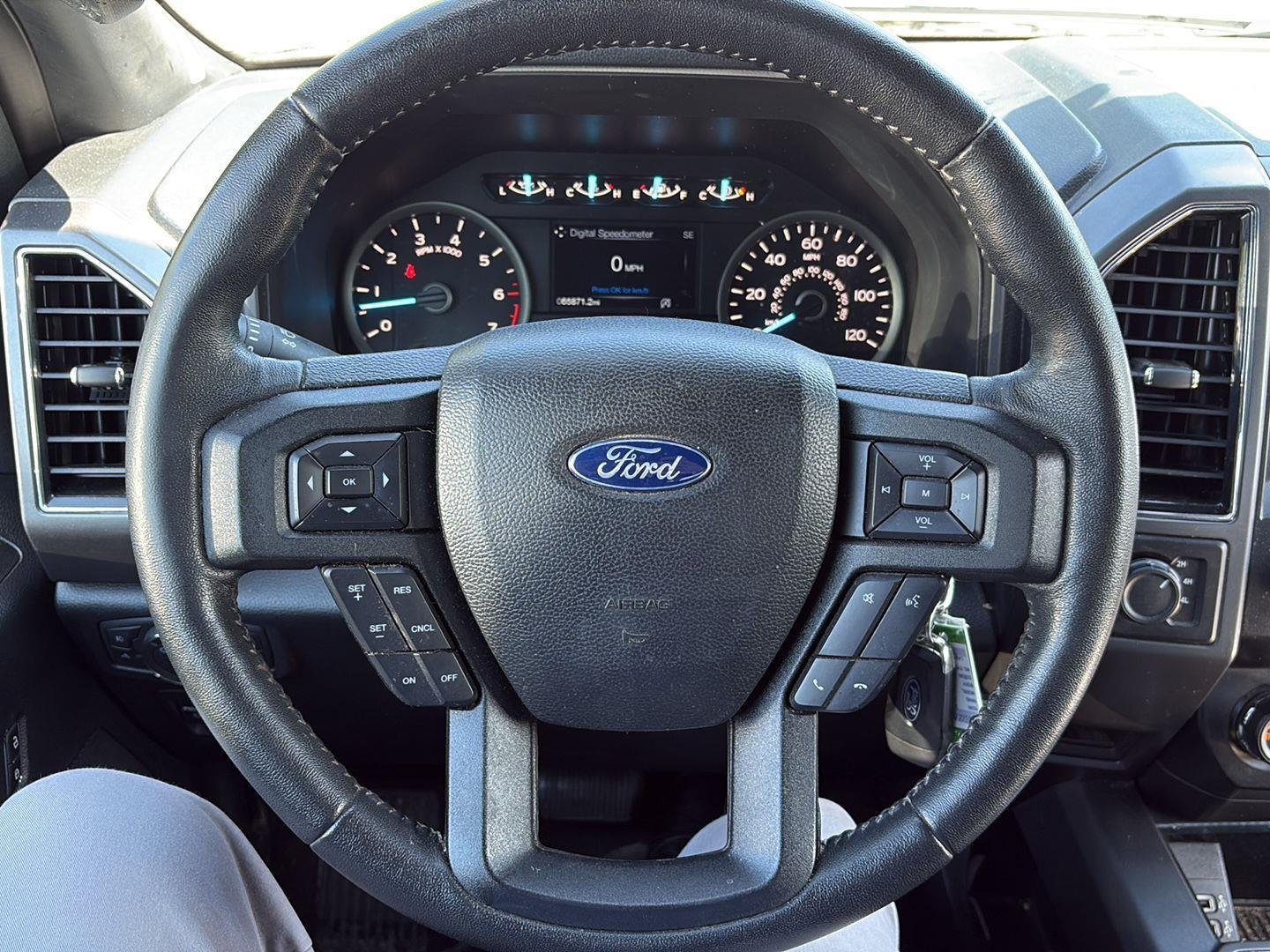 Used 2020 Magma Red Ford XLT image 16