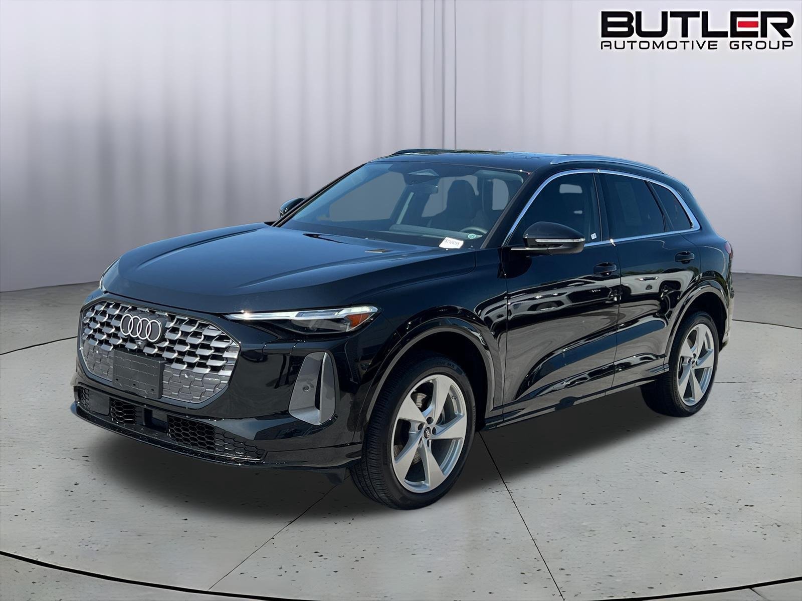 Used 2025 Mythos Black Metallic Audi Premium Plus image 1