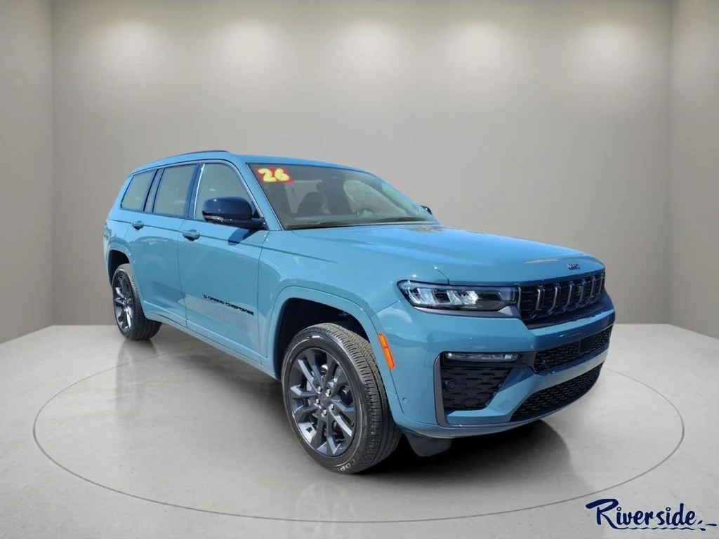 New 2026 Steel Blue Exterior Paint Jeep Limited image 1