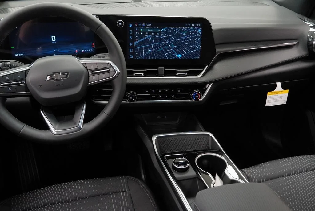 New 2027 Mosaic Black Metallic Chevrolet LT image 14