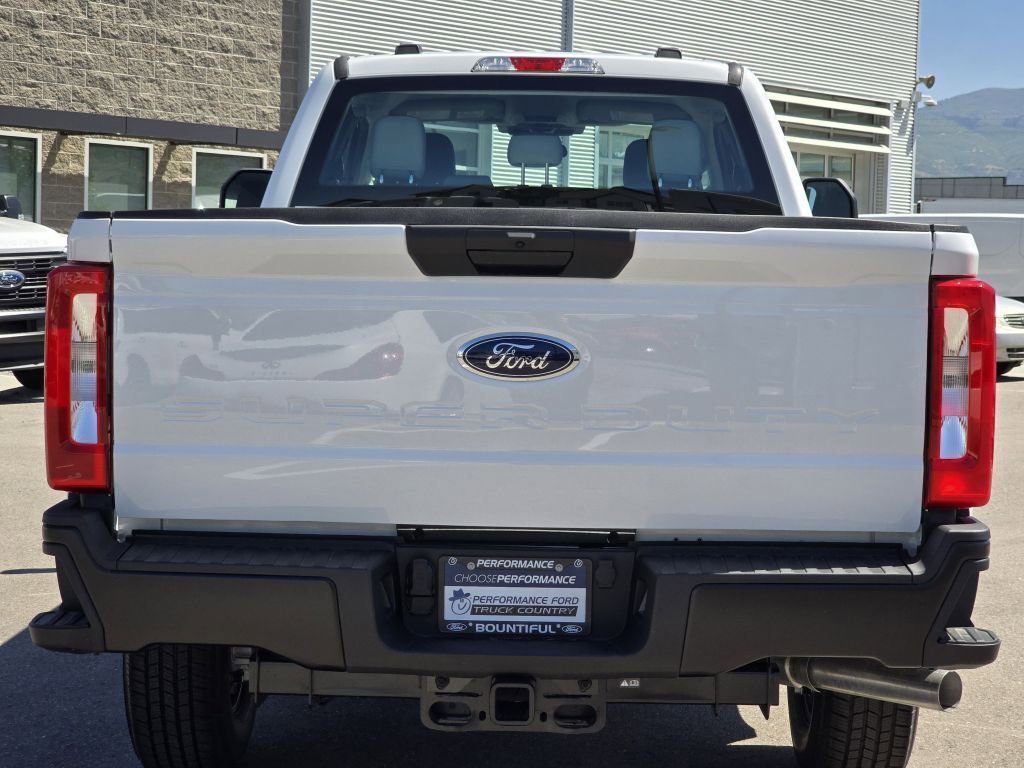 New 2026 Oxford White Ford XL image 20