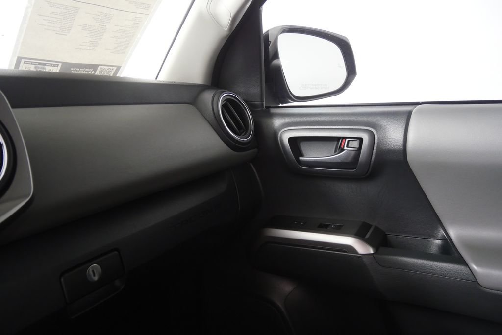 Used 2022 Magnetic Gray Metallic Toyota SR5 image 25