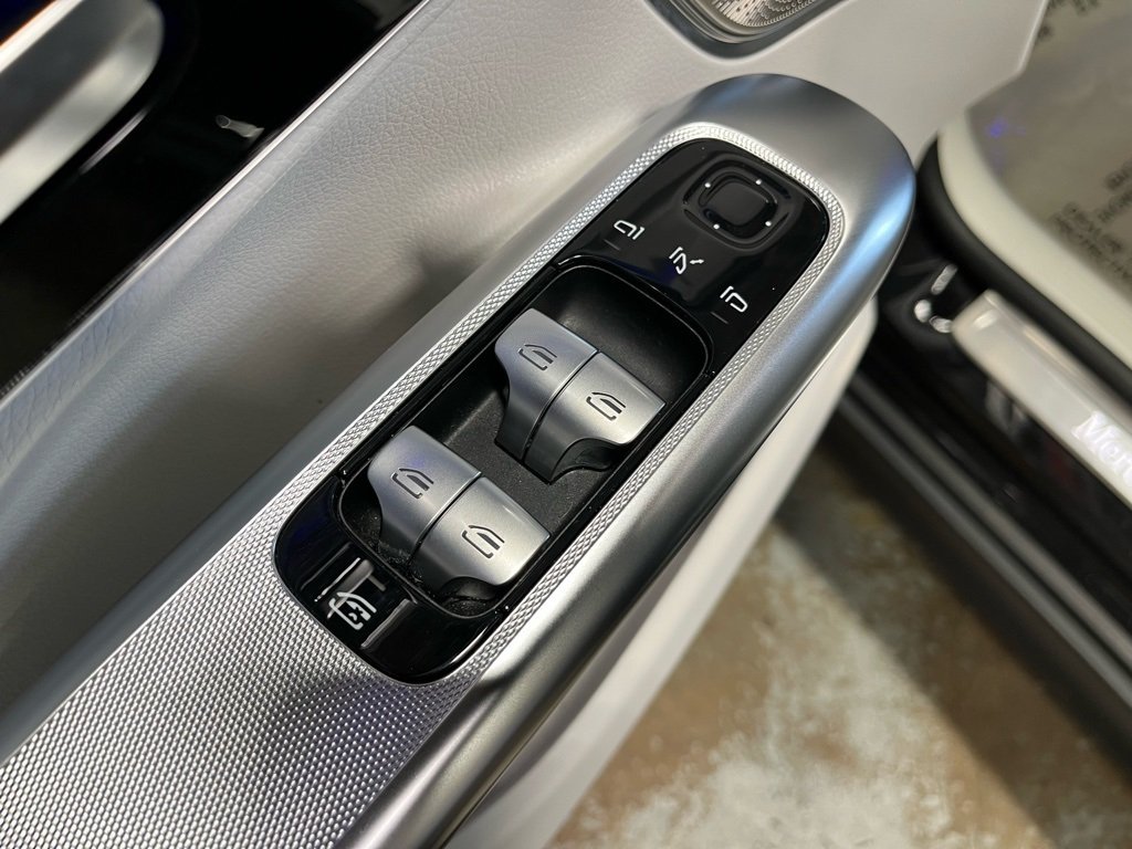 2024 MERCEDES-BENZ EQE-CLASS SUV - Image 24