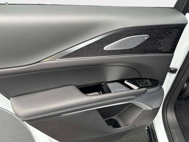 2026 Cadillac LYRIQ V Premium - Photo 11