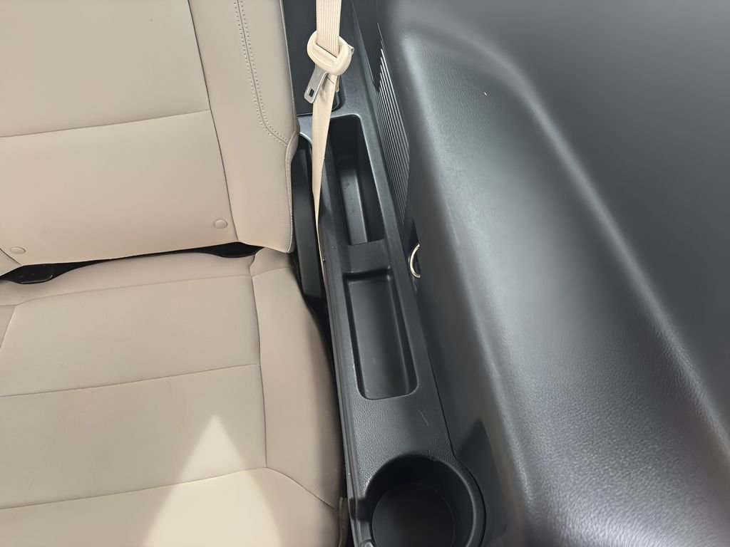 Used 2021 Agate Black Metallic Ford XLT image 13