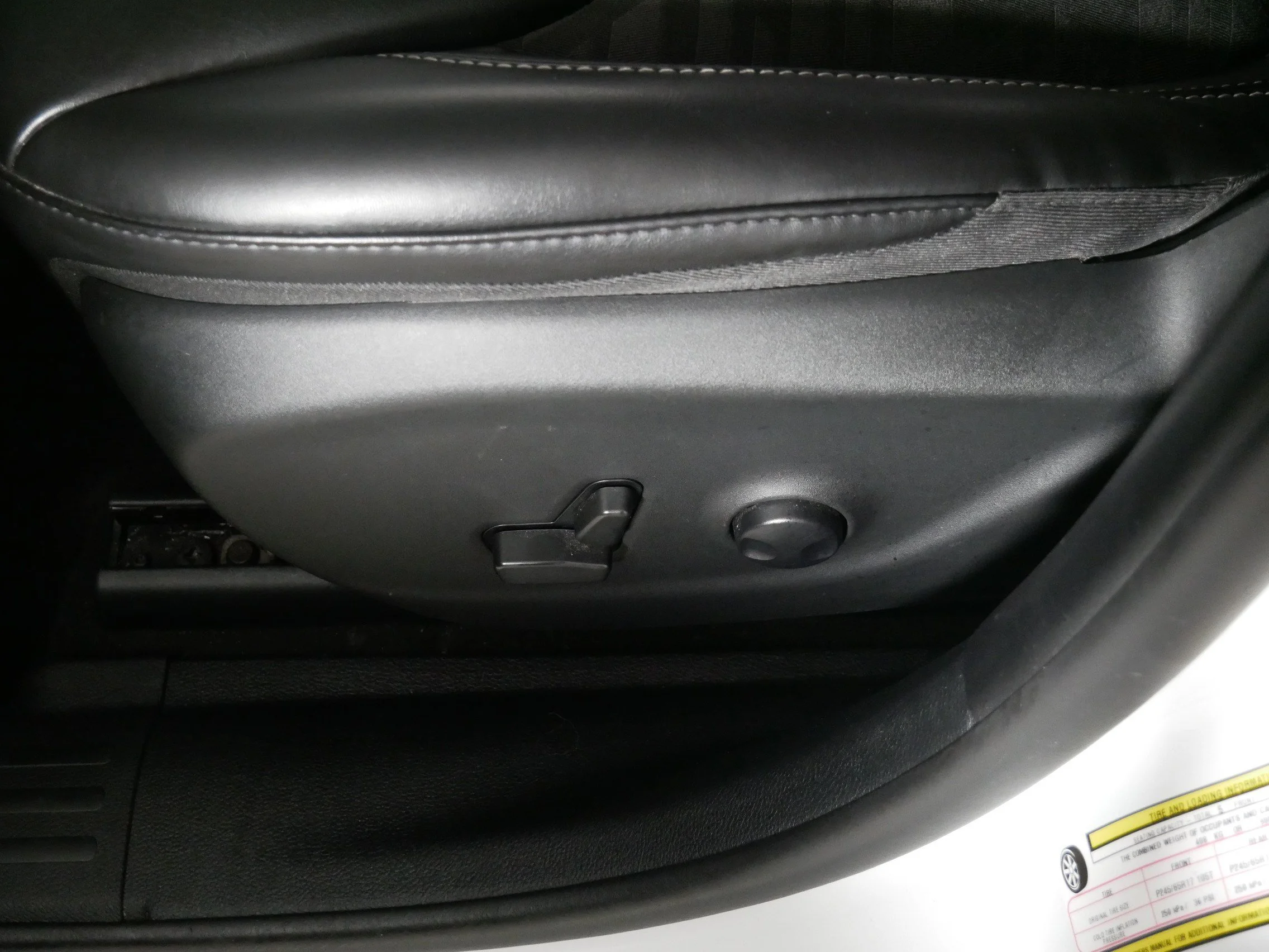 Used 2022 Bright White Clearcoat Jeep X image 20