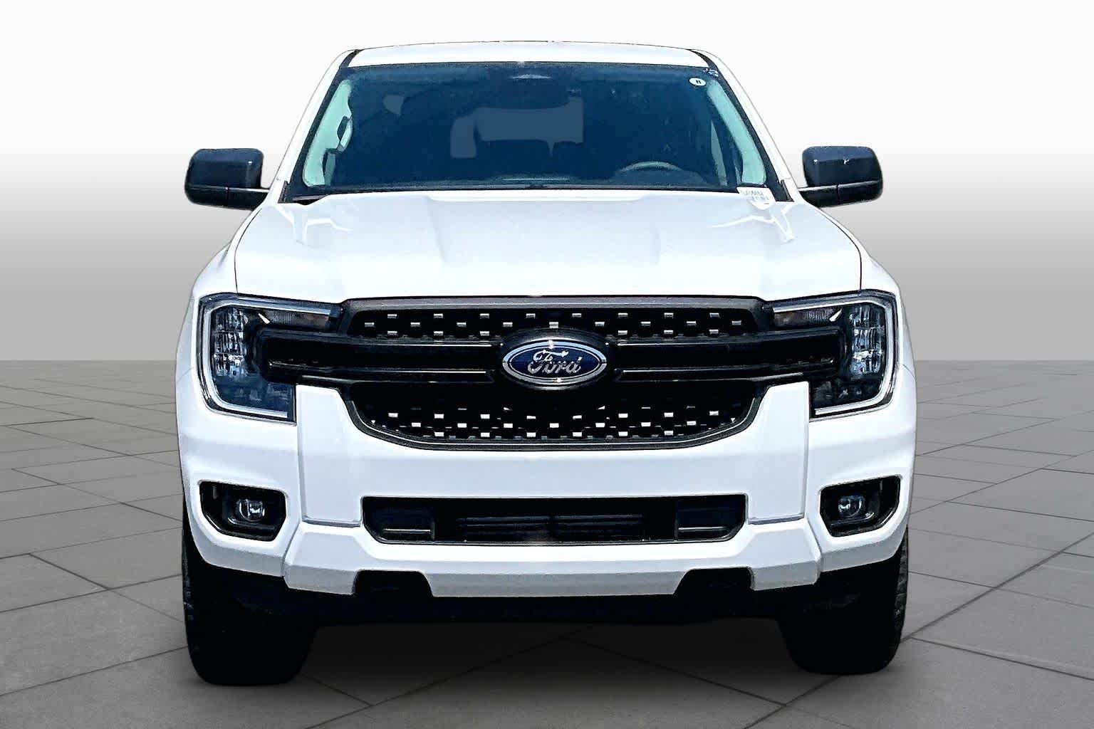 New 2026 Oxford White Ford XL image 3
