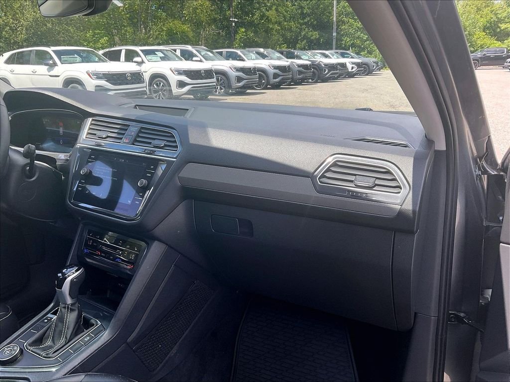 Used 2024 Gray Volkswagen 2.0T SE image 12
