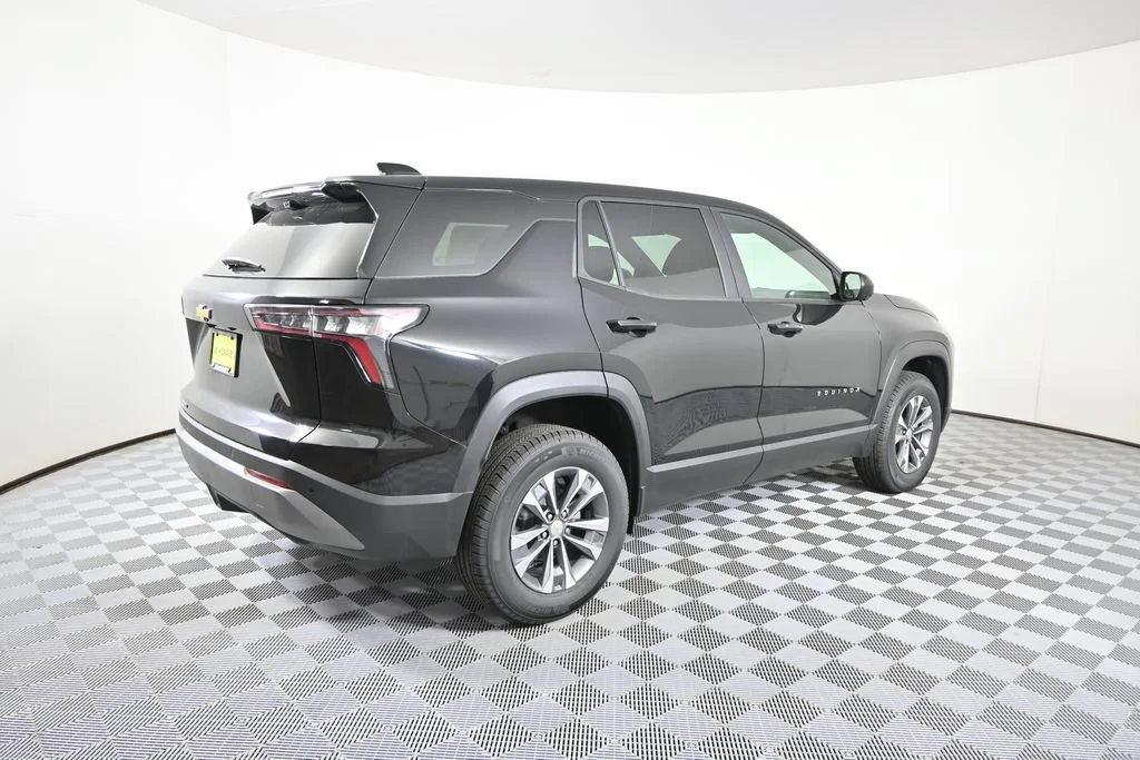 New 2026 Mosaic Black Metallic Chevrolet LT image 6