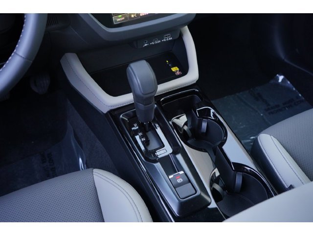 New 2026 DAYBREAK BLUE PEARL Subaru Limited Hybrid image 27