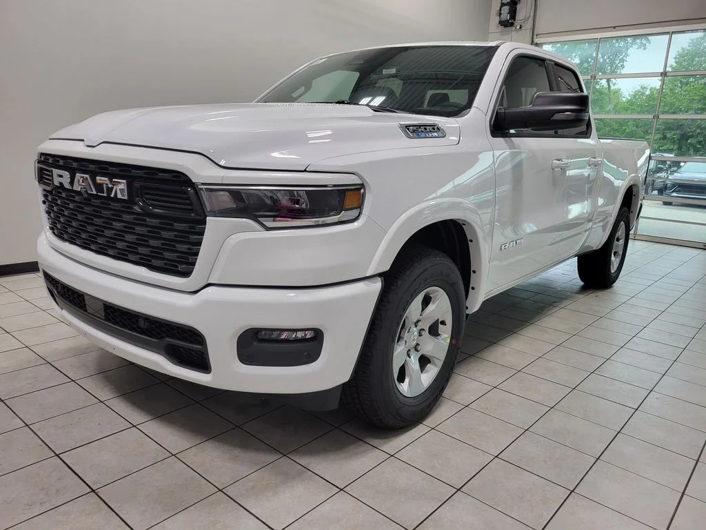 New 2026 Bright White Clear-Coat Exterior Paint RAM Big Horn/Lone Star image 3
