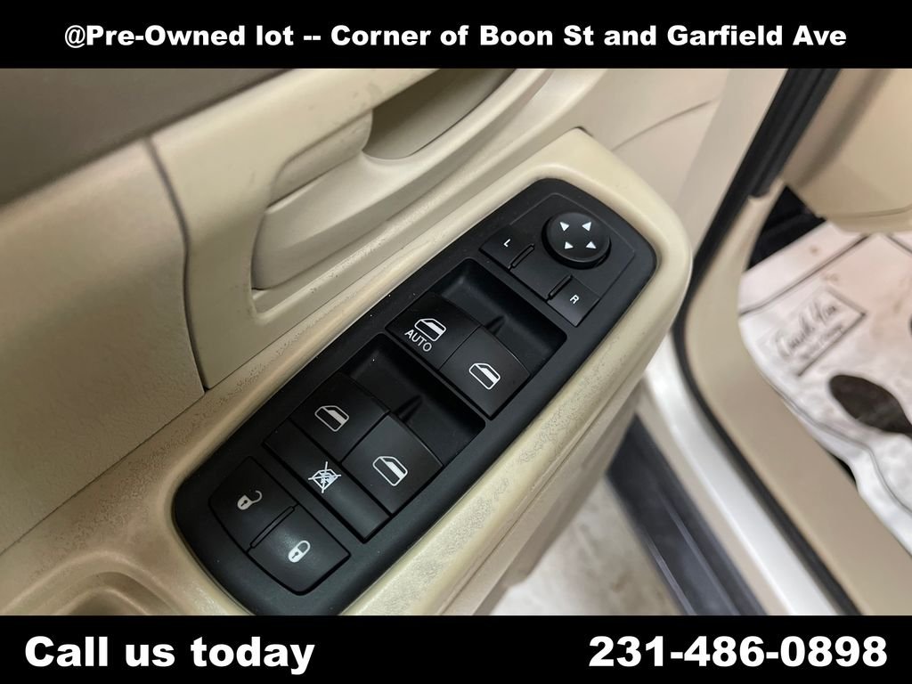 Used 2008 Gray Jeep Sport image 16