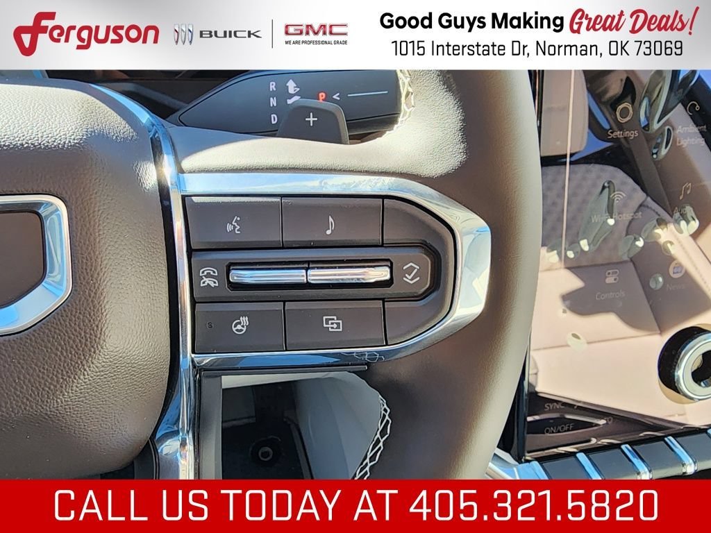 2026 GMC Acadia Denali - Photo 23