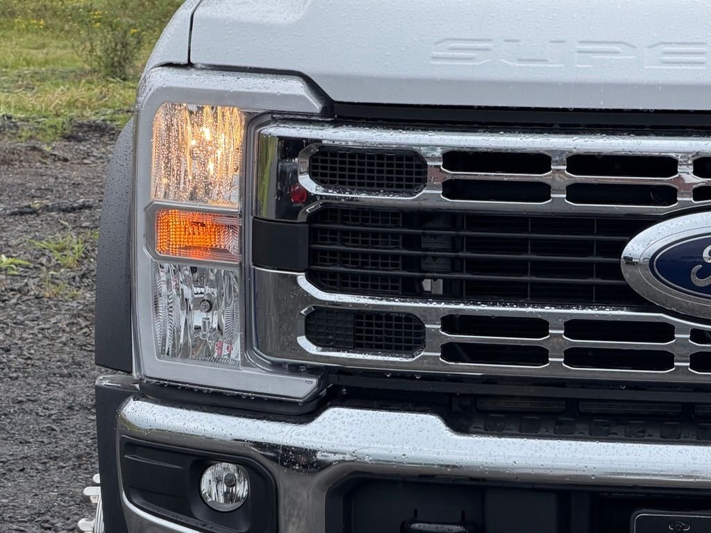 New 2026 White Ford XL image 2