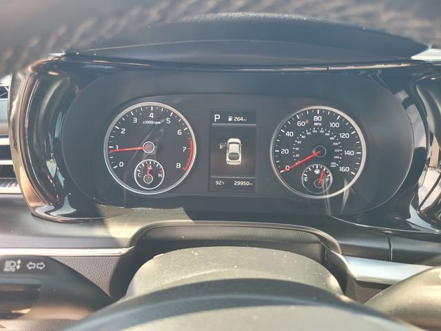 Used 2024 White Kia GT image 29