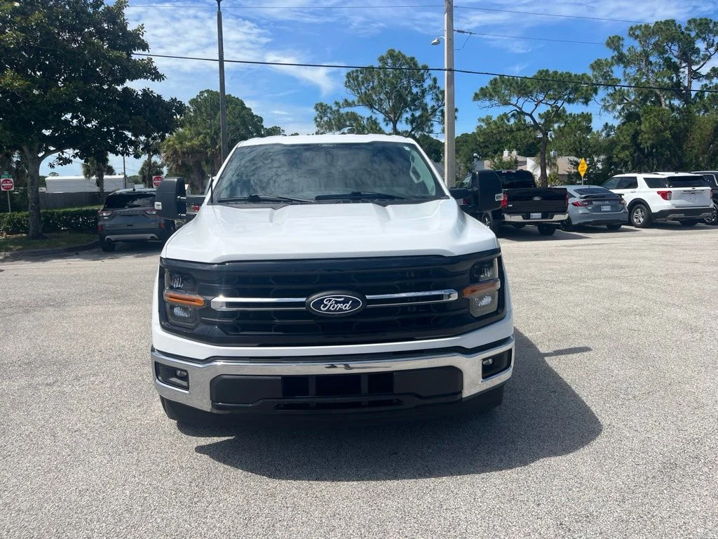 Used 2024 White Ford XLT image 3