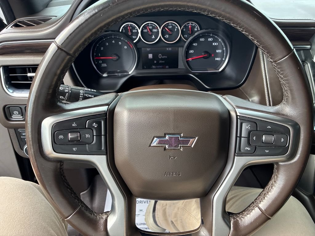 Used 2021 Gray Chevrolet Z71 image 12