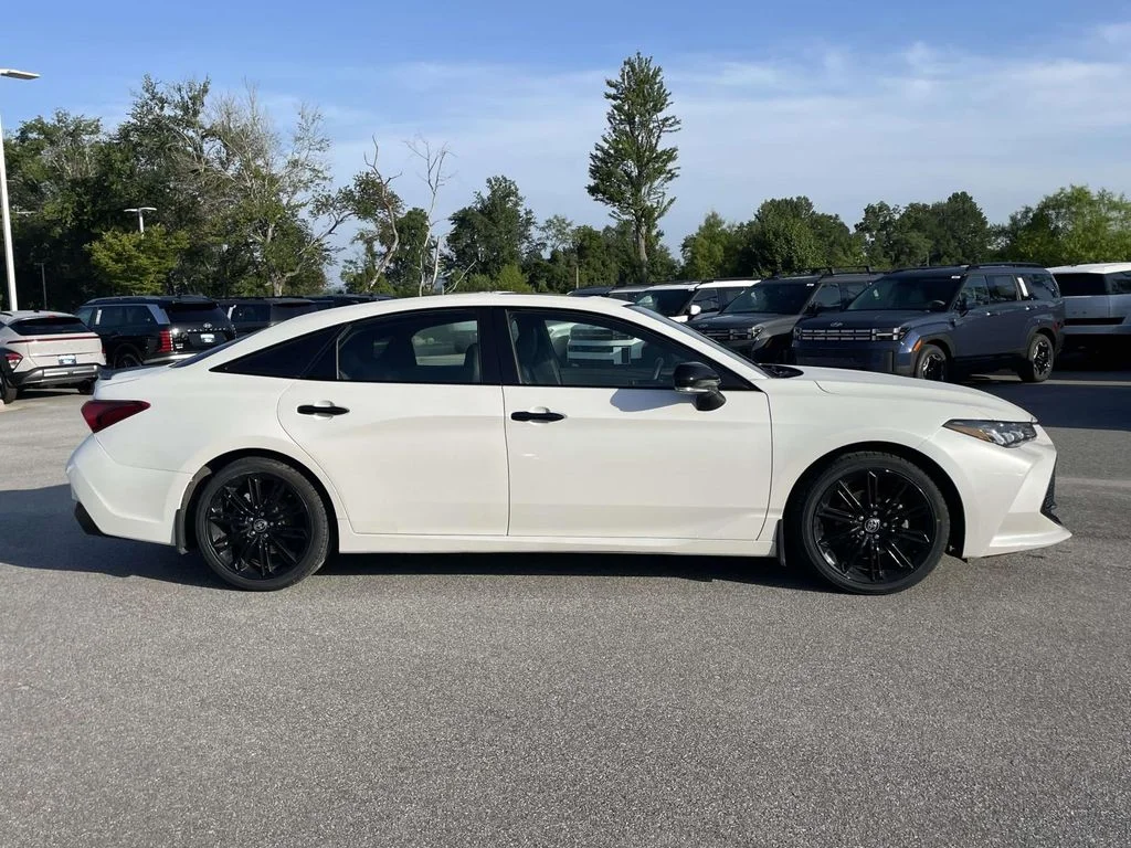 Used 2021 Wind Chill Pearl Toyota XSE Nightshade image 29