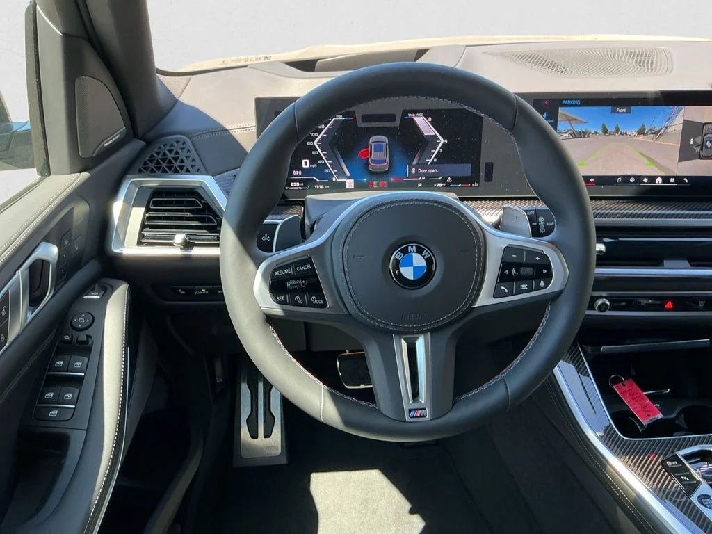 2026 BMW X5 M60i - Photo 11
