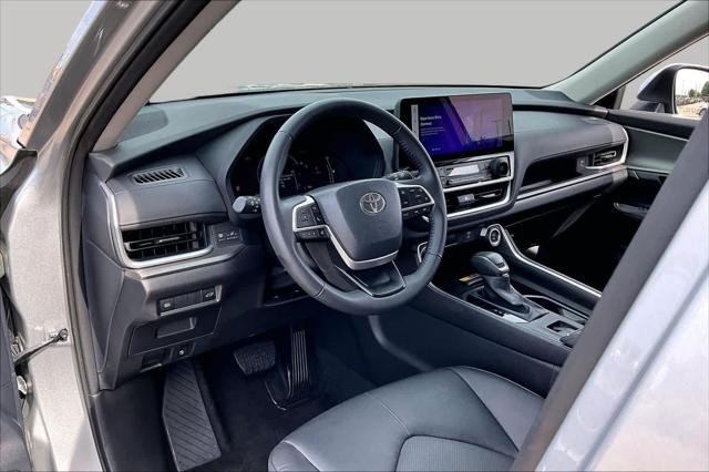 Certified Used 2026 CELESTIAL SILVER Toyota  image 17