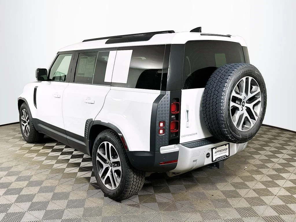 Certified Used 2025 Fuji White Land Rover S image 6