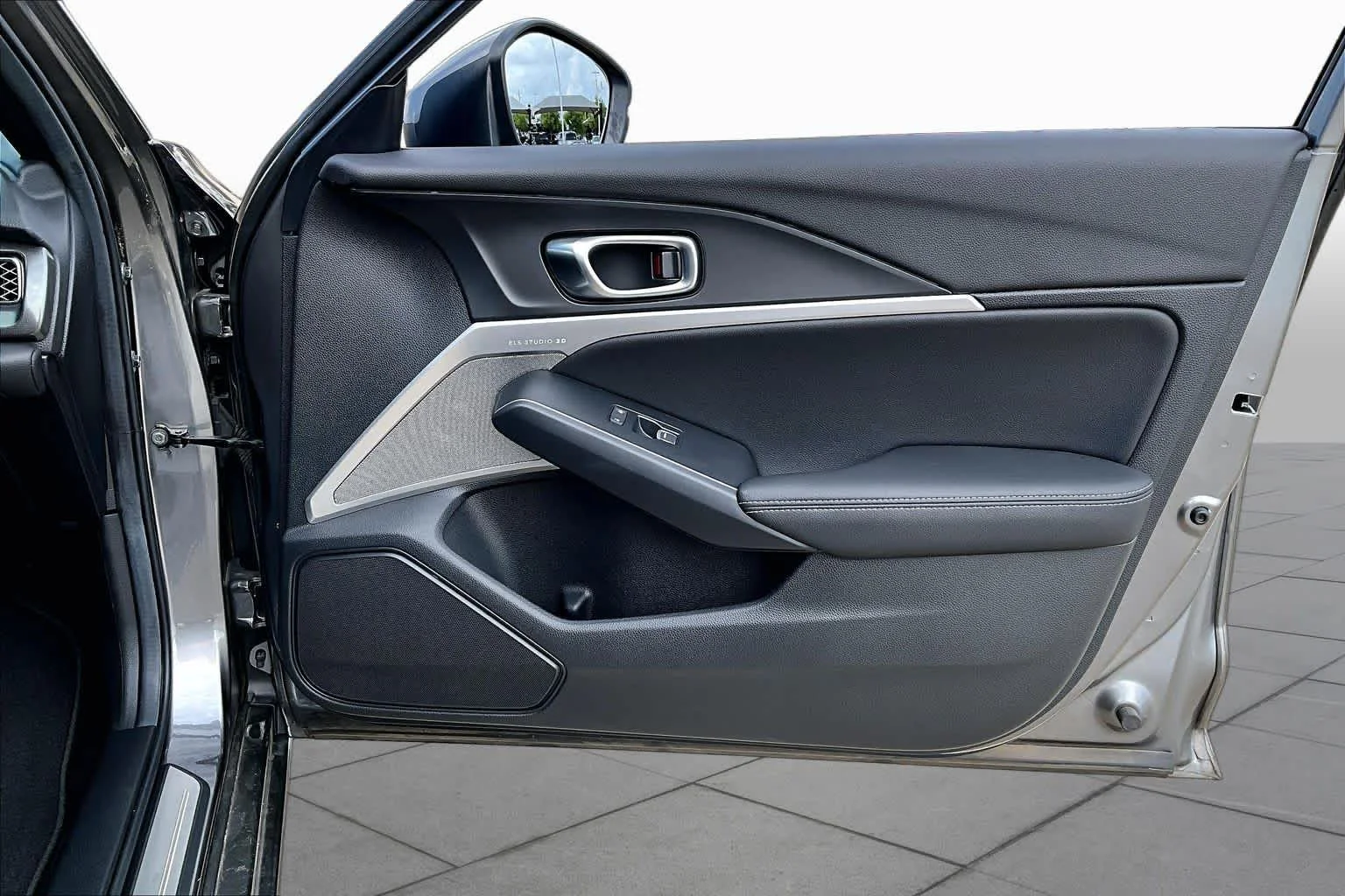 Used 2024 Liquid Carbon Metallic Acura w/A-Spec Technology Package image 26