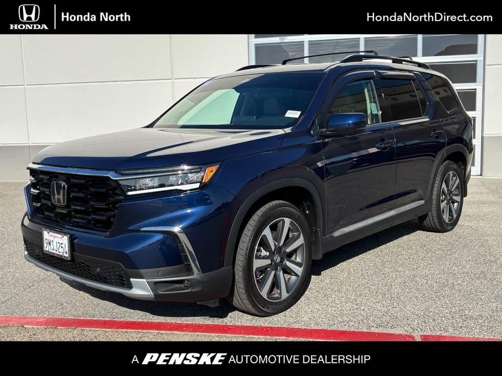 2025 Honda Pilot Touring 2WD's photo