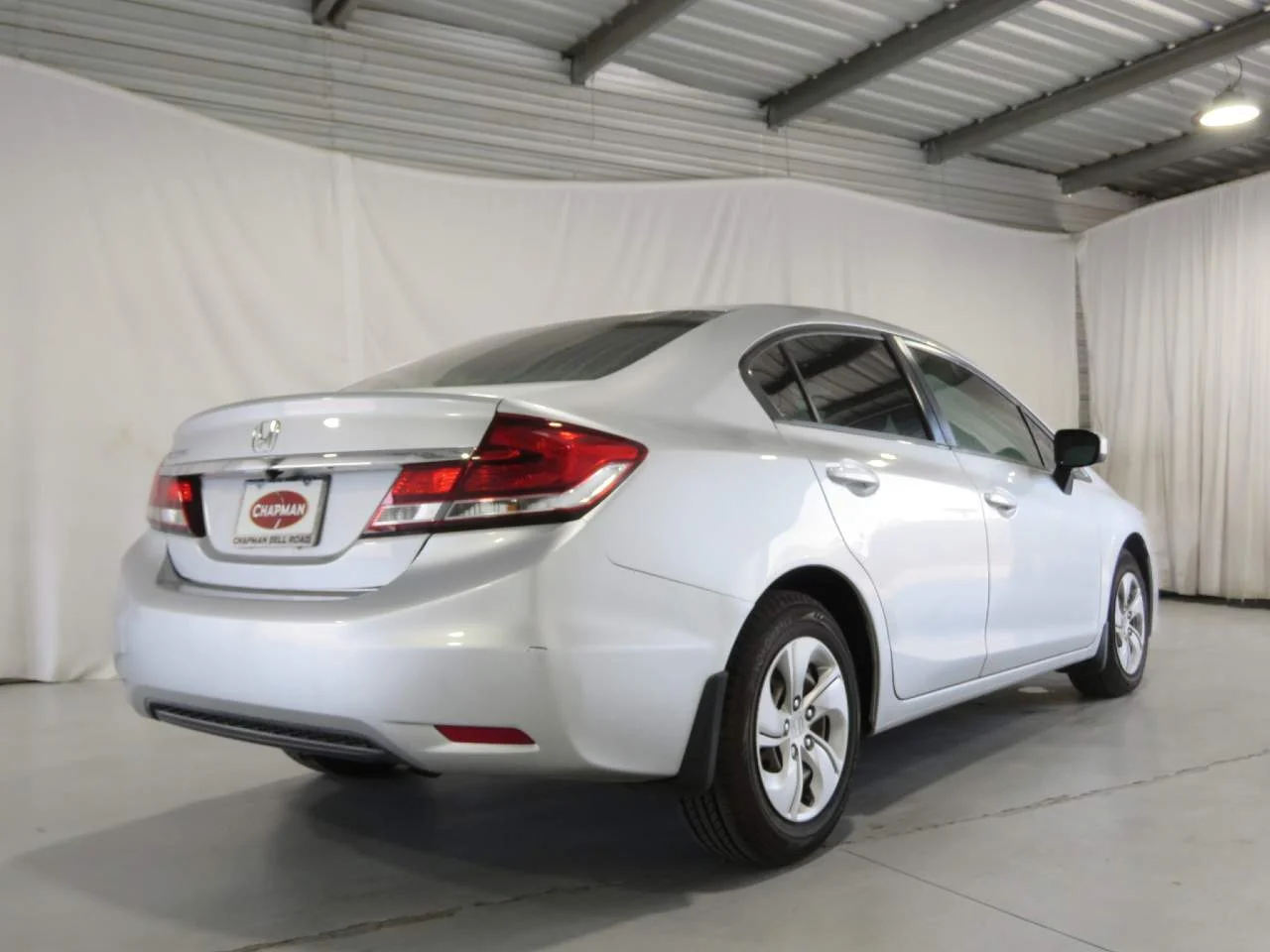 Used 2015 Alabaster Silver Metallic Honda LX image 4