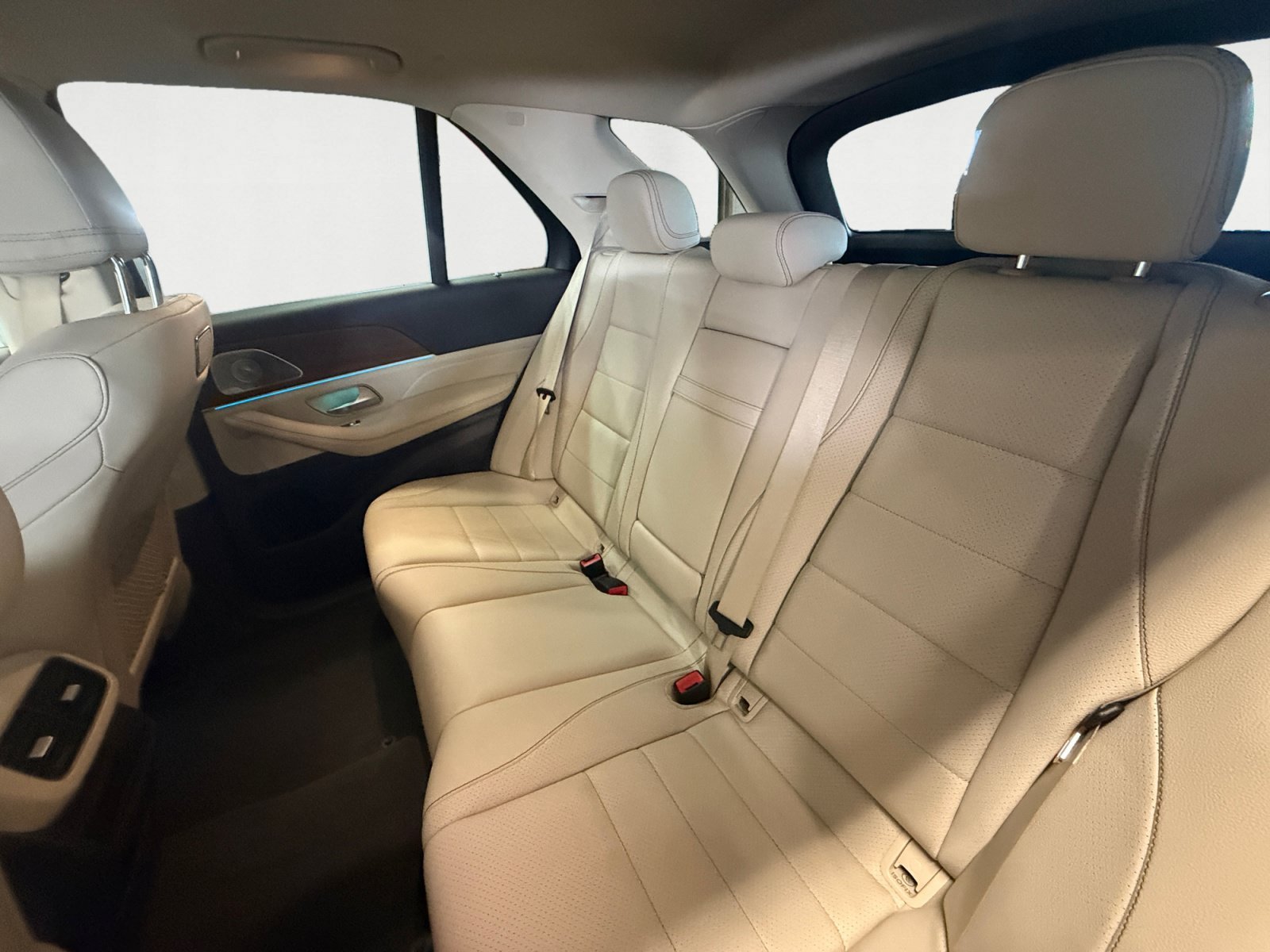 Used 2020 Mojave Silver Metallic Mercedes-Benz GLE 350 image 13