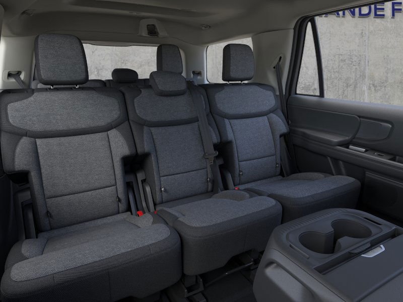 New 2026 Oxford White Ford Active image 11