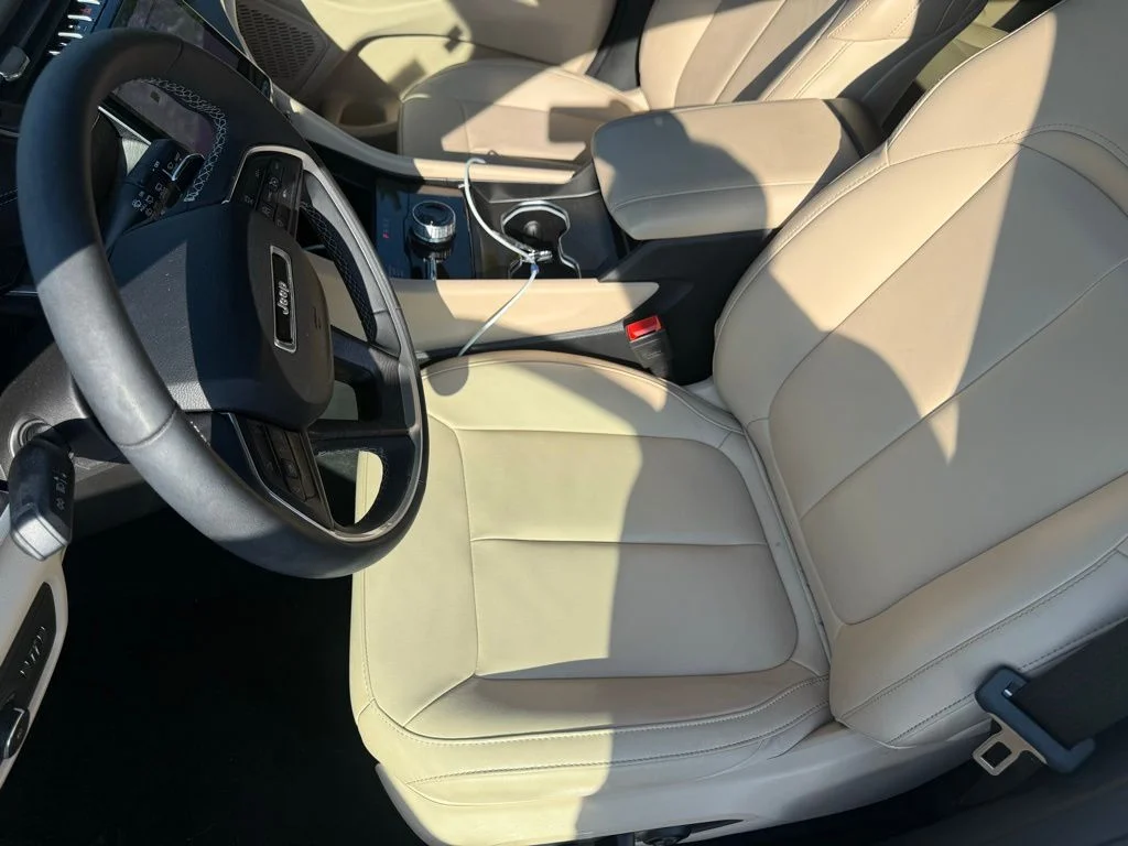 Certified Used 2024 White Jeep Limited image 15