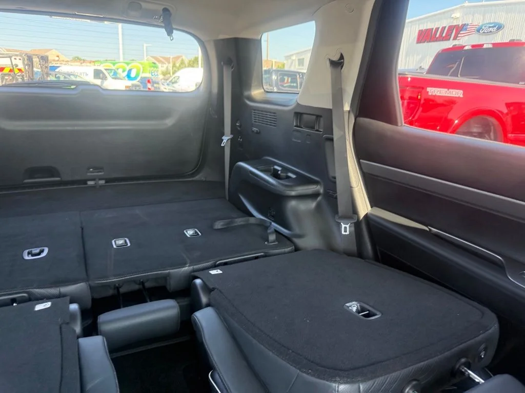 Certified Used 2025 Silver Hyundai SEL image 63