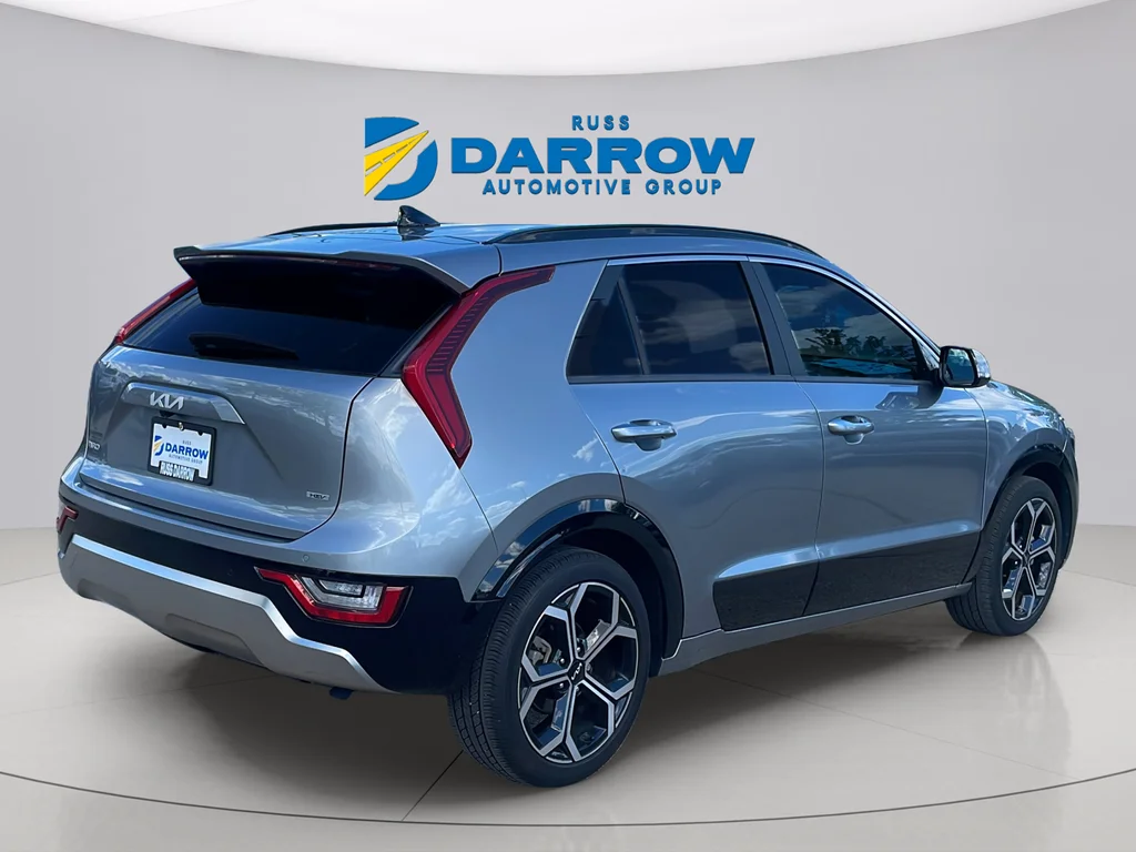 Certified Used 2023 Steel Gray Kia SX Touring image 5
