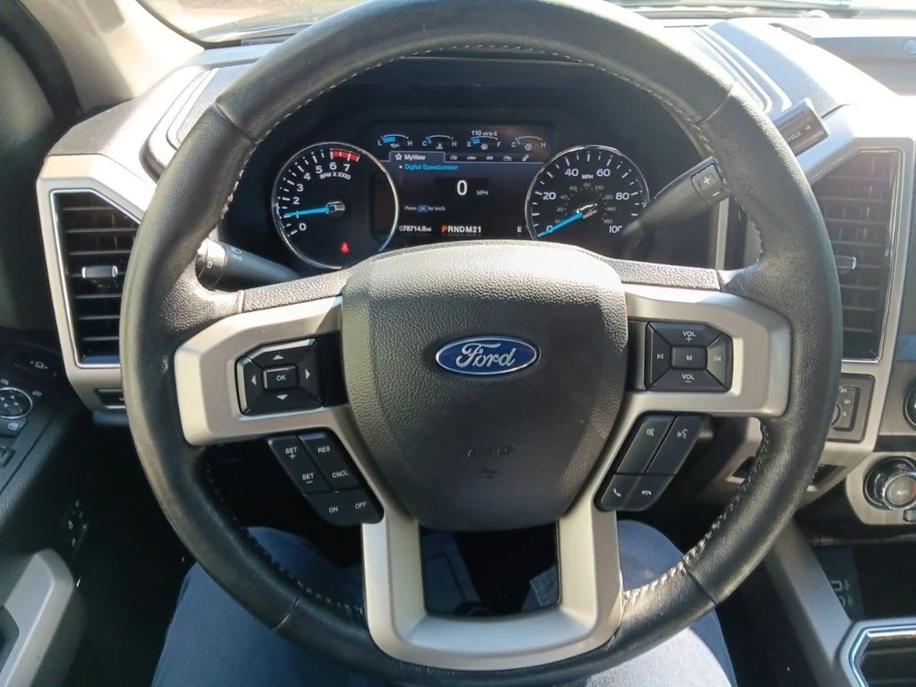Used 2019 Black Metallic Ford Lariat image 20