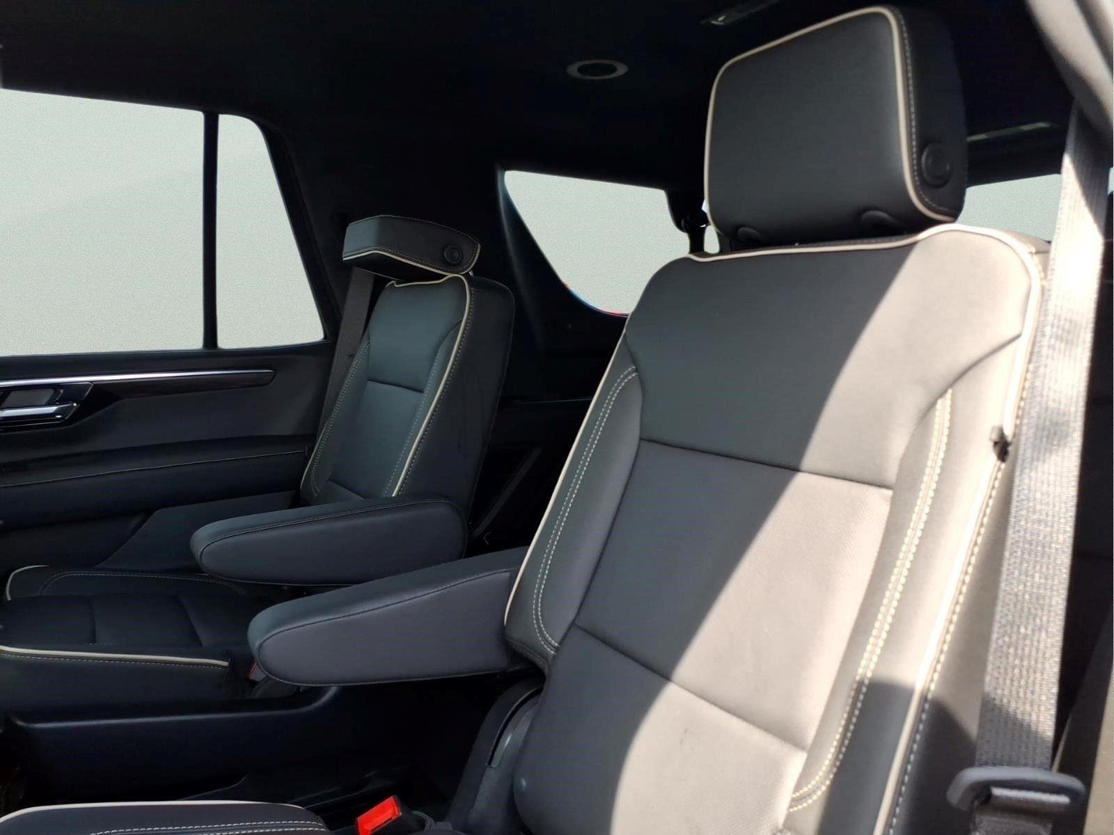2026 Chevrolet Tahoe Premier - Photo 14