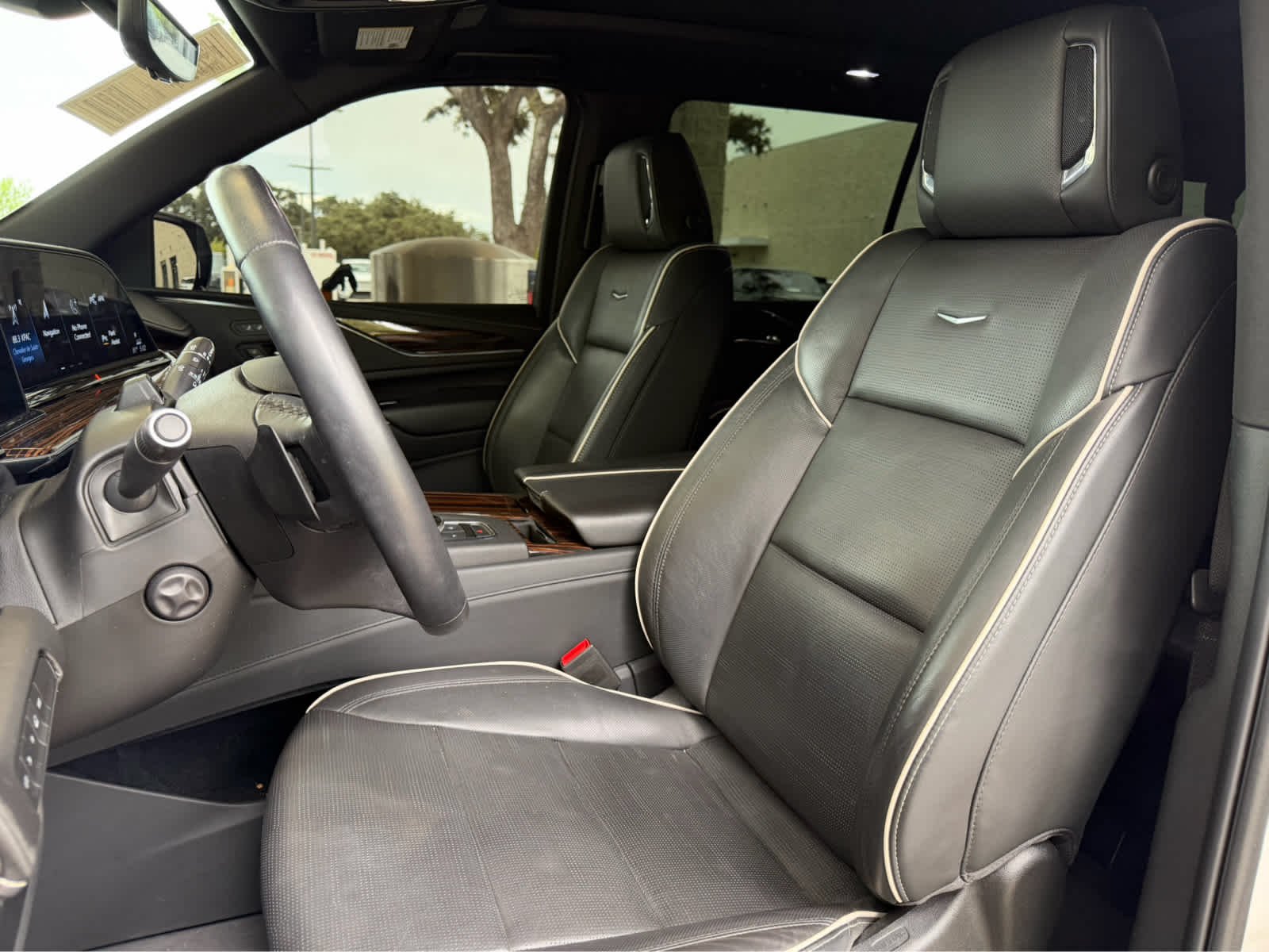 Used 2024 Crystal White Tricoat Cadillac 4WD Premium Luxury image 10