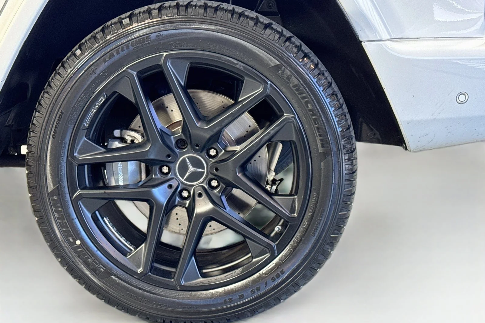 Used 2022 Polar White Mercedes-Benz AMG® G 63 image 30