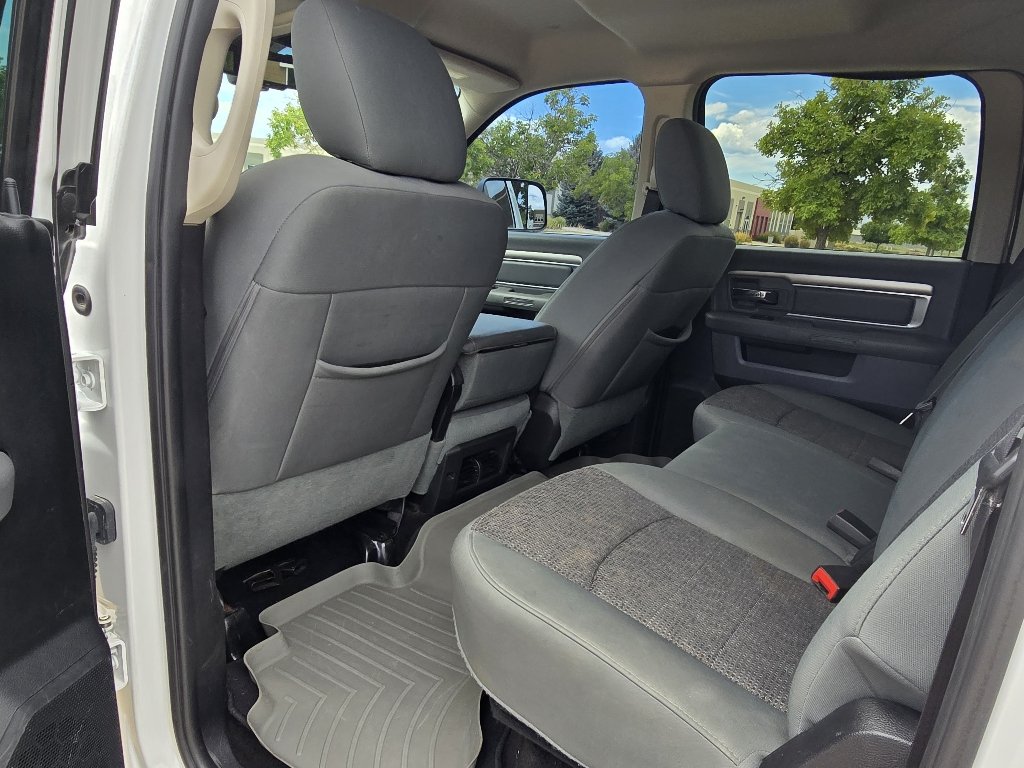Used 2015 Bright White Clearcoat Ram Big Horn image 17