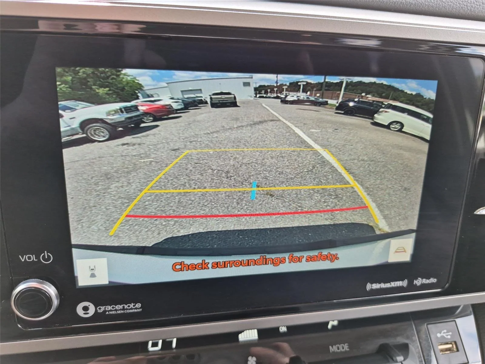 Used 2023 Ice Cap Toyota SR5 image 26