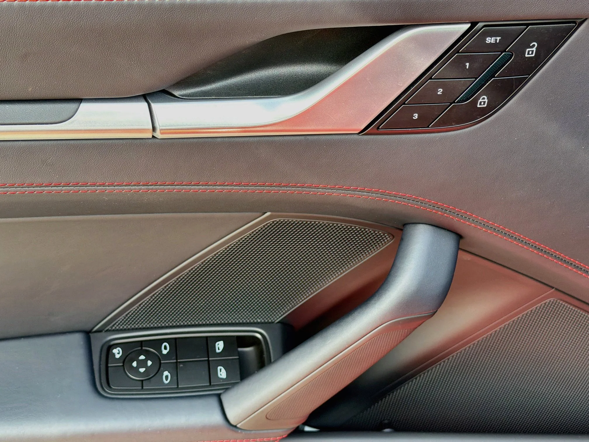 2026 Porsche 911 GTS - Photo 21