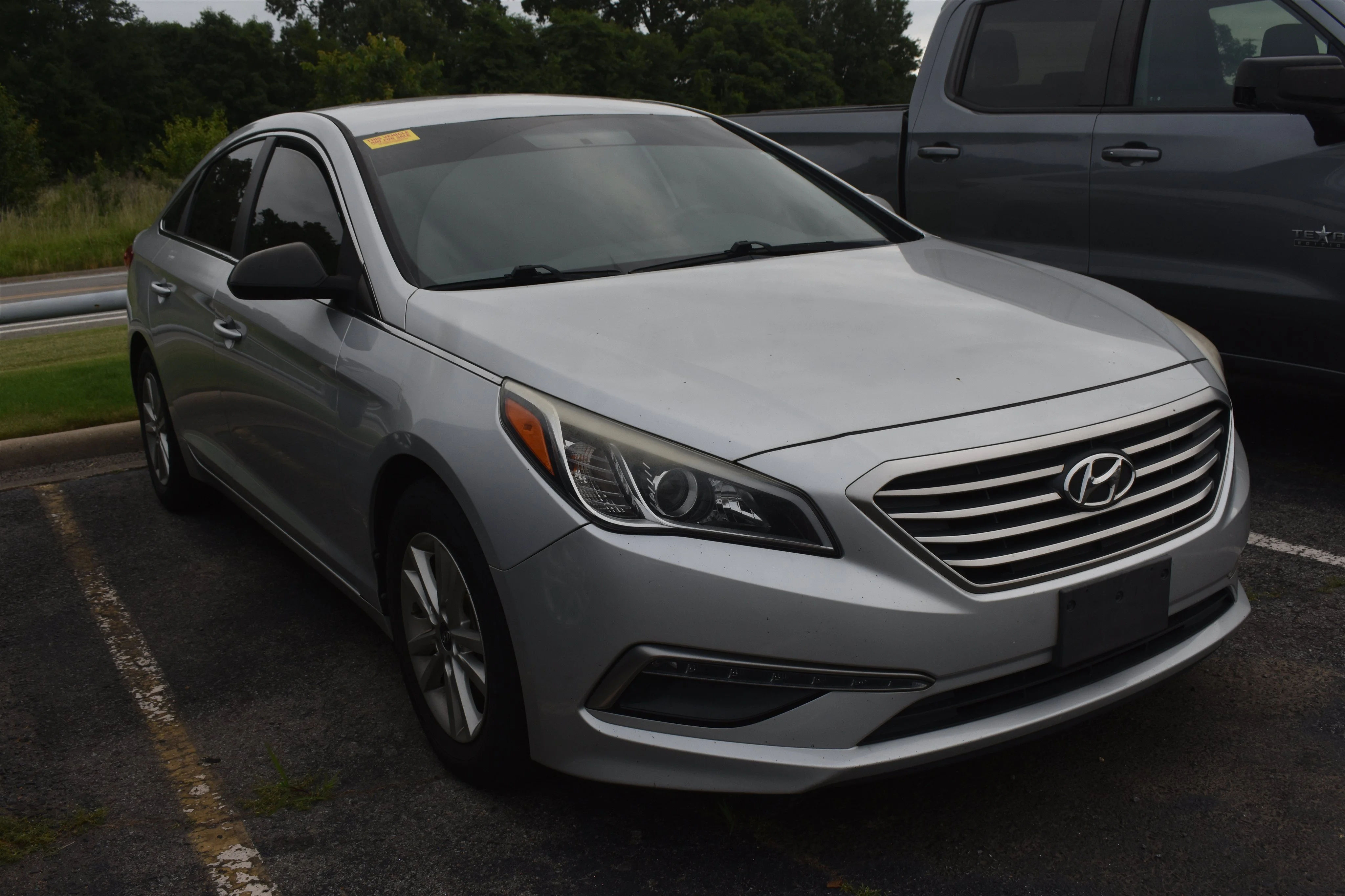 Used 2015 Symphony Silver Hyundai 2.4L SE image 3