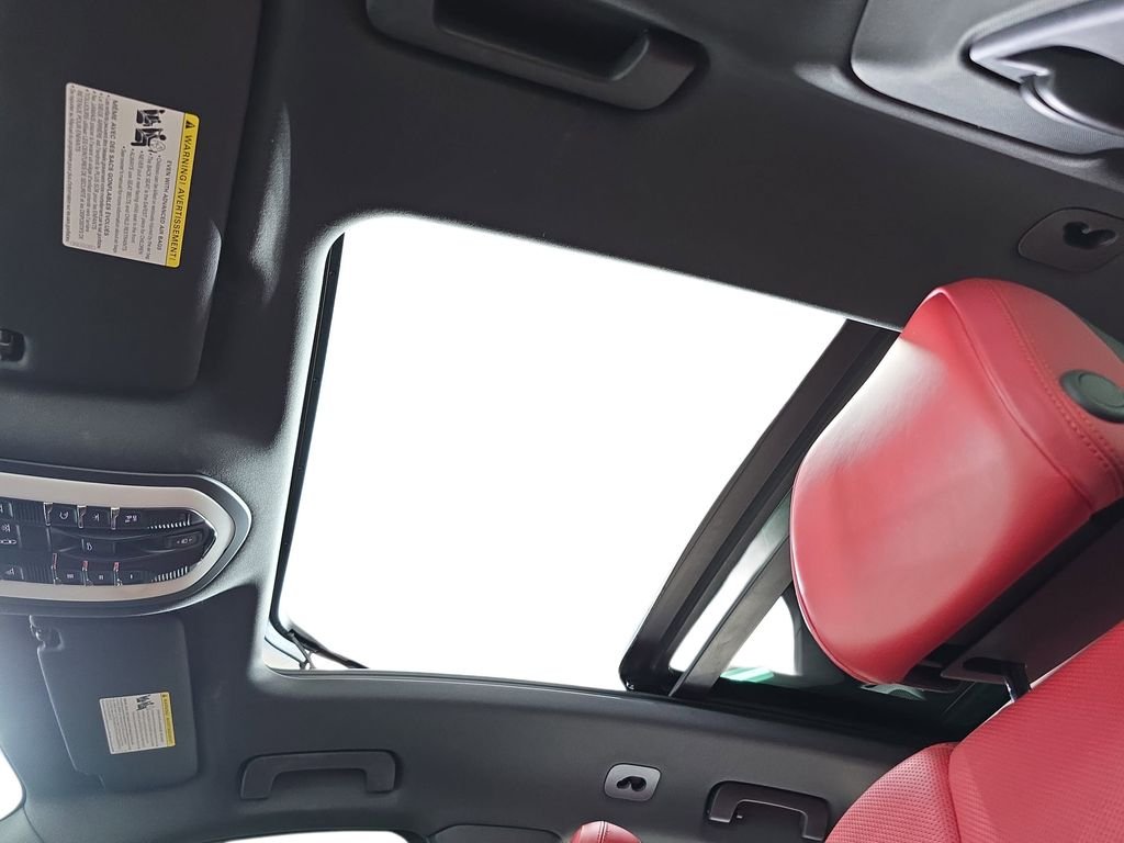 Used 2018  Porsche  image 28