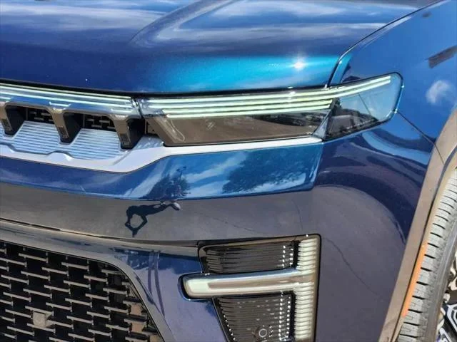 New 2026 Fathom Blue Pearl-Coat Exterior Paint (Late Availability) Jeep Grand Wagoneer image 5