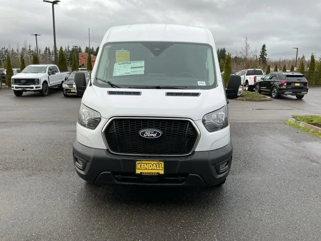 New 2026 Oxford White Ford Base image 2