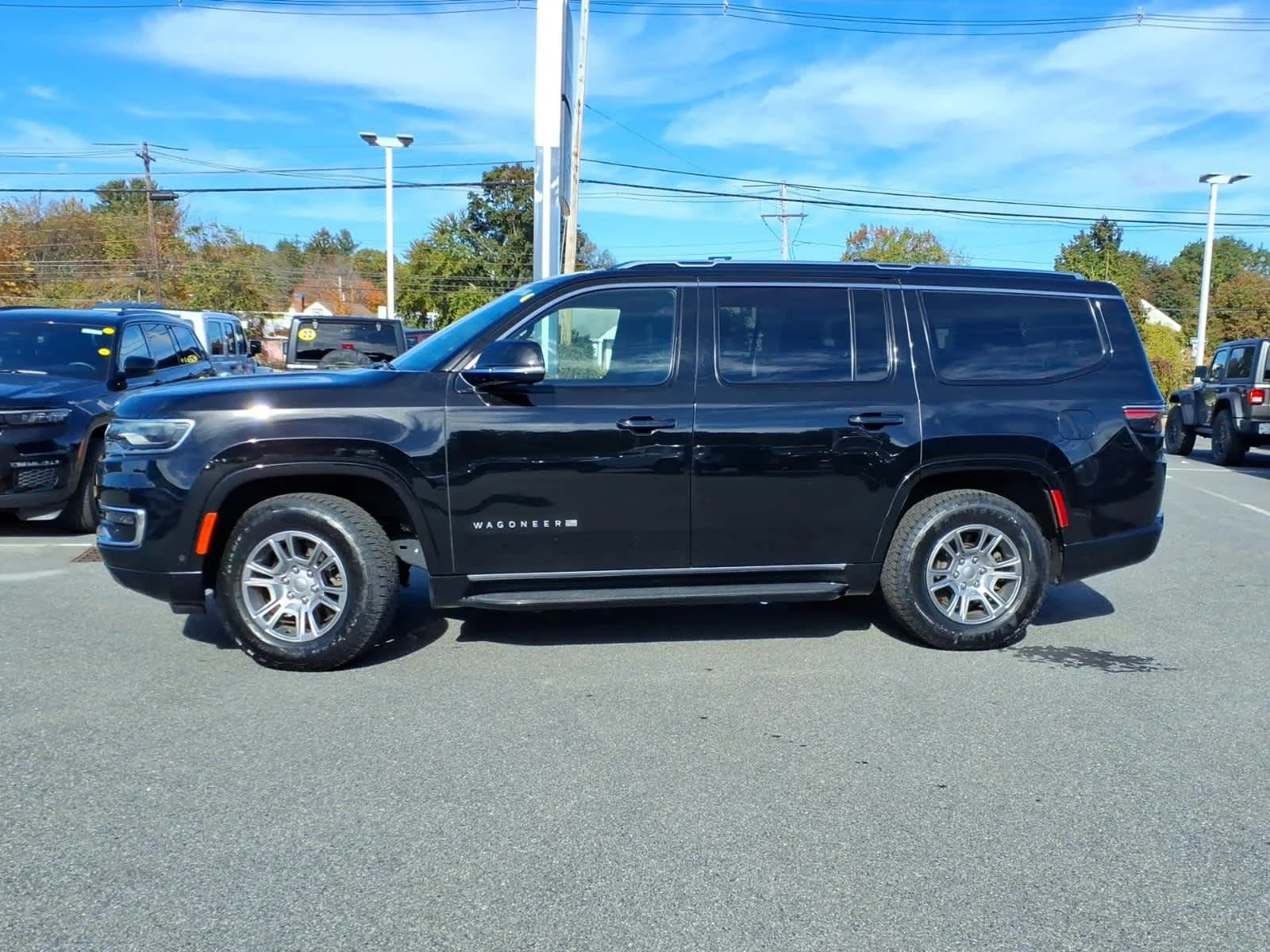 Certified Used 2023 Diamond Black Crystal Pearlcoat Jeep  image 12